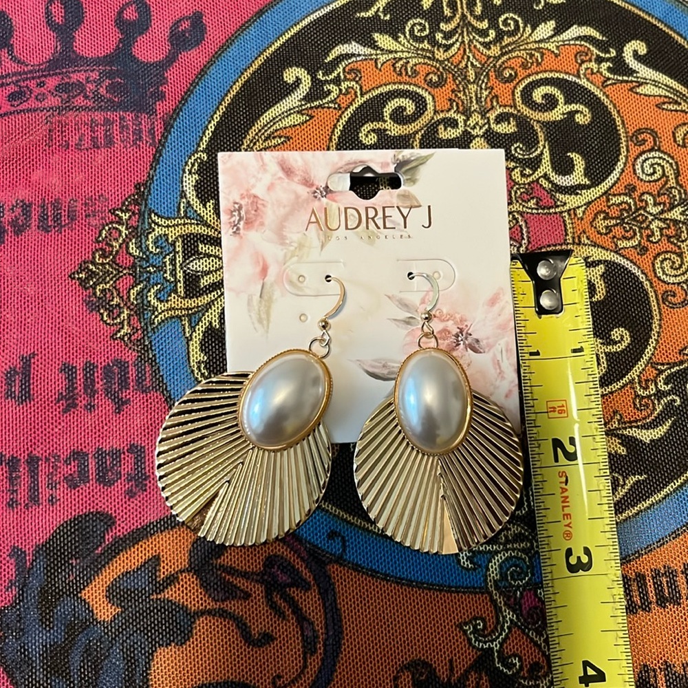 Audrey J LA faux shell earrings